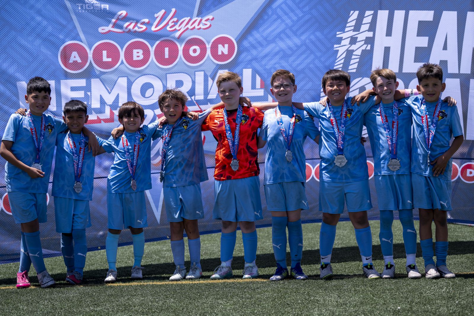 BU10 Academy with medals at the Las Vegas Albion Memorial